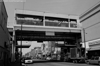 18th Street Streetscape with El_ Heart of Chicago 1