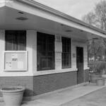 Columbus Park Golf Hut 2